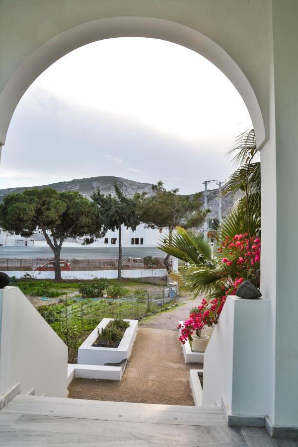 Kamari Beach Houses With Balcony And Garden Kamári Exterior foto