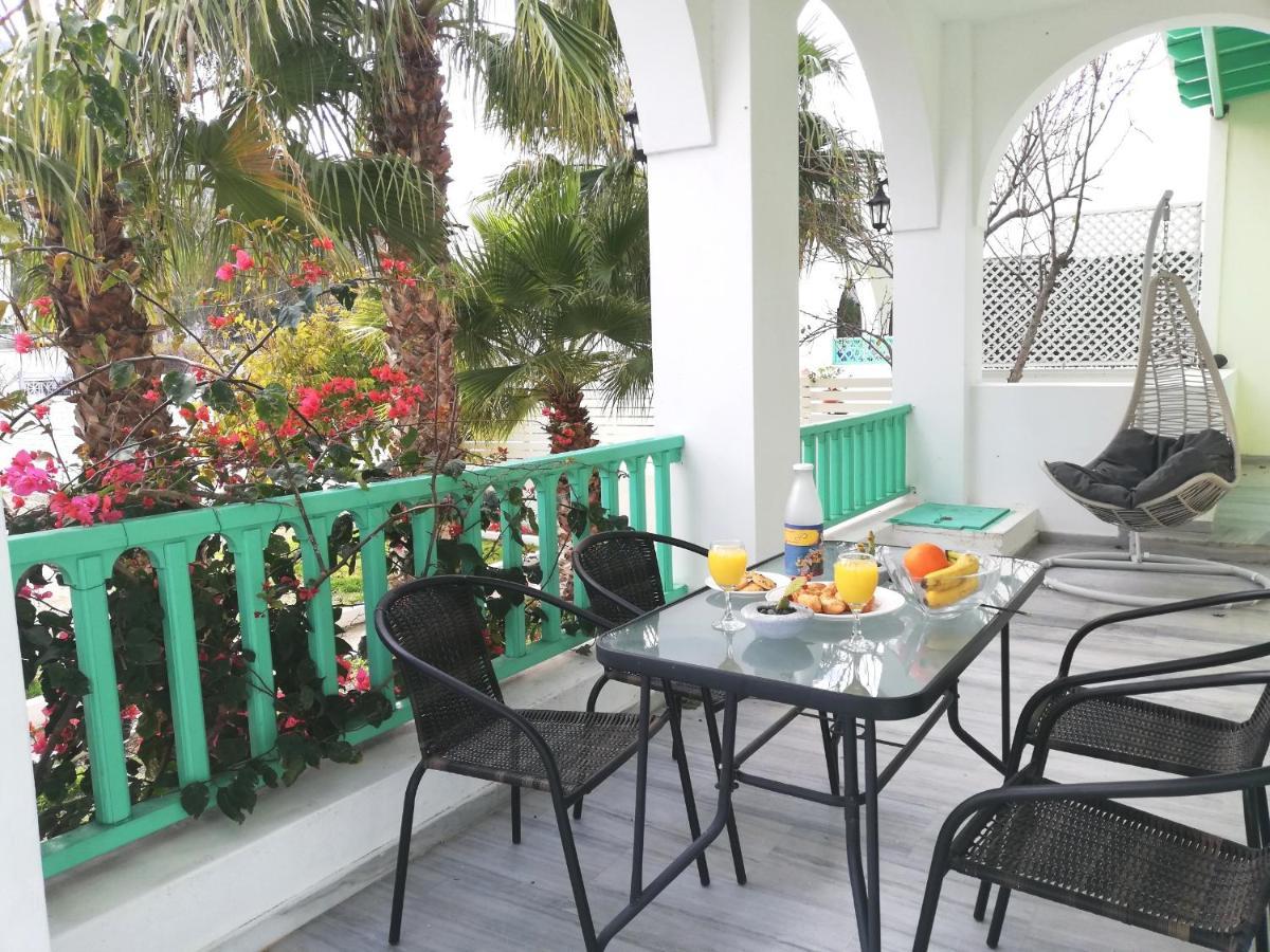 Kamari Beach Houses With Balcony And Garden Kamári Exterior foto