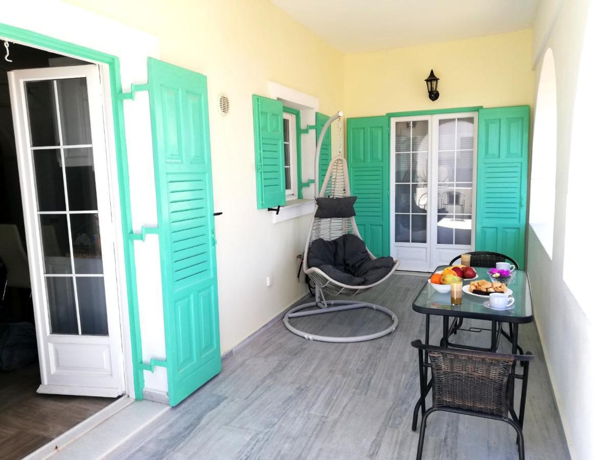 Kamari Beach Houses With Balcony And Garden Kamári Exterior foto