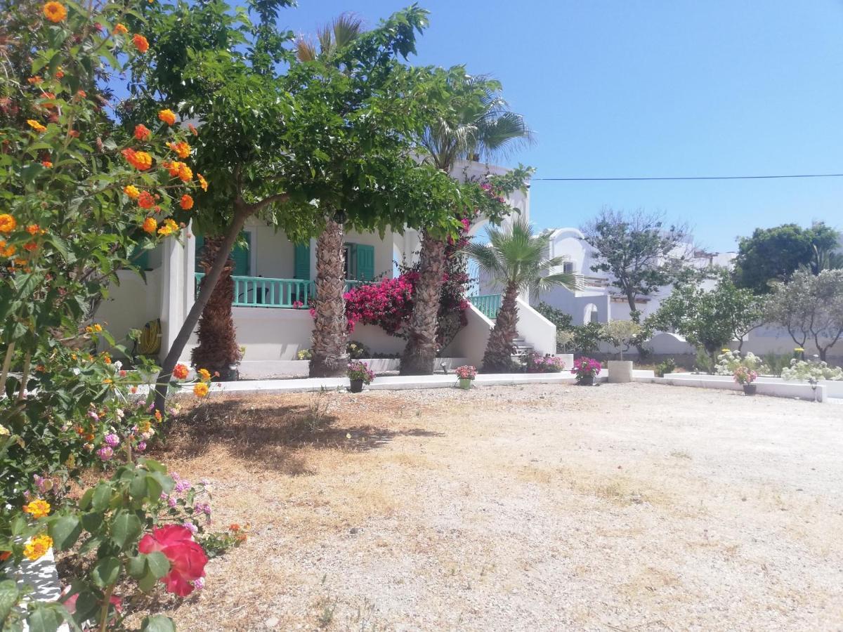 Kamari Beach Houses With Balcony And Garden Kamári Exterior foto