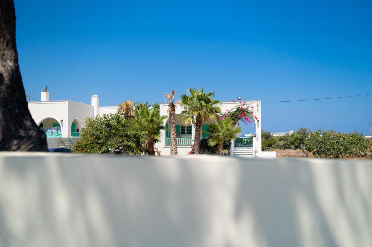 Kamari Beach Houses With Balcony And Garden Kamári Exterior foto
