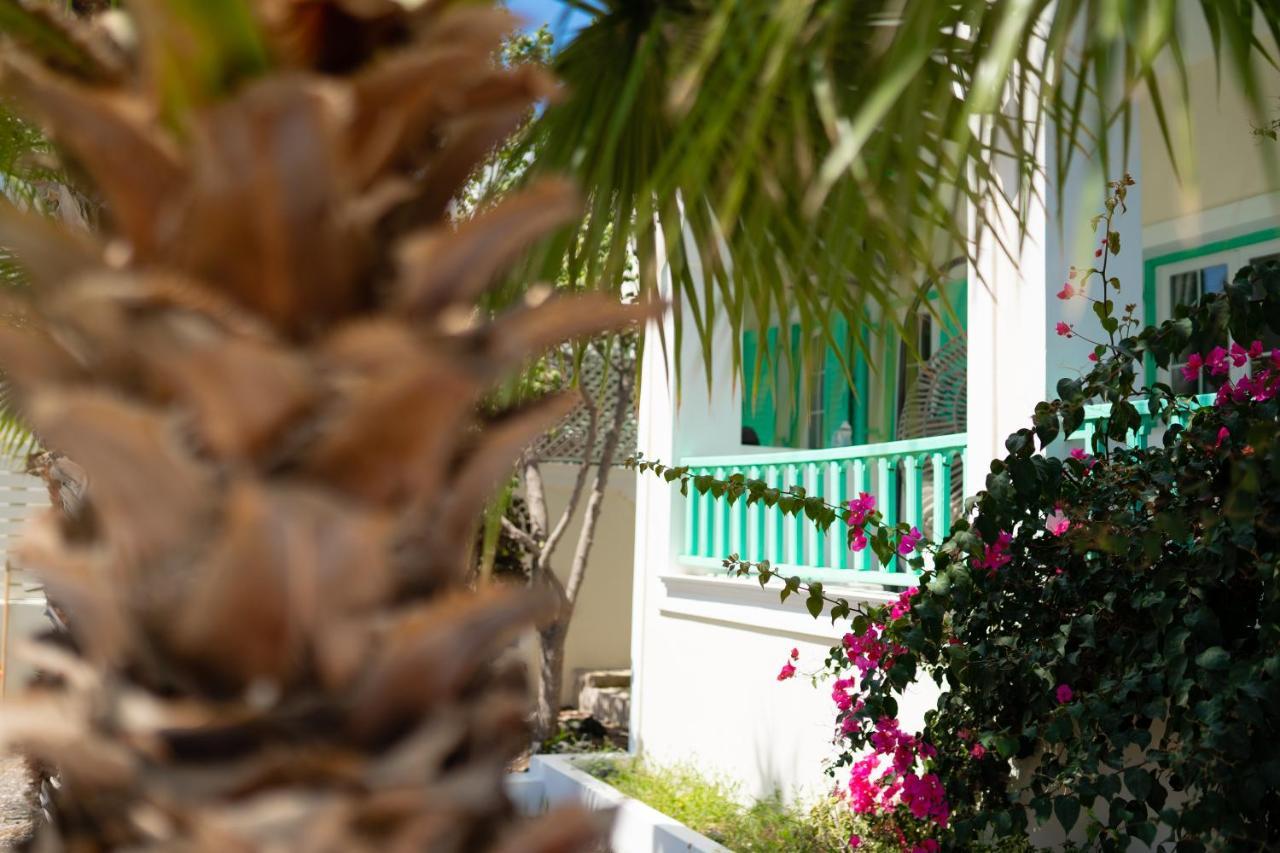 Kamari Beach Houses With Balcony And Garden Kamári Exterior foto