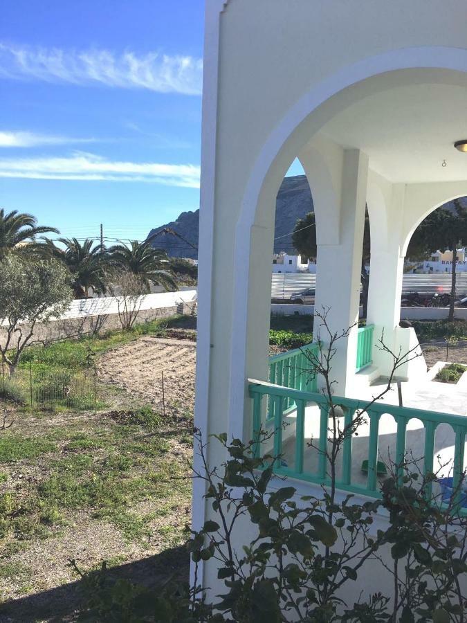 Kamari Beach Houses With Balcony And Garden Kamári Exterior foto