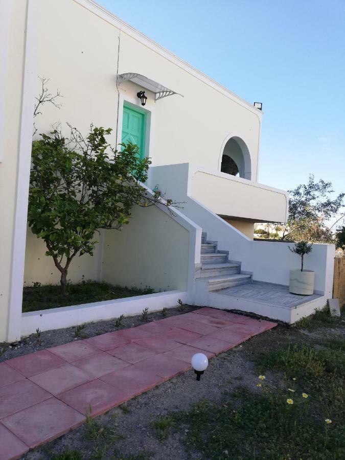 Kamari Beach Houses With Balcony And Garden Kamári Exterior foto
